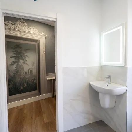 Center Acebedos בית הארחה 4*