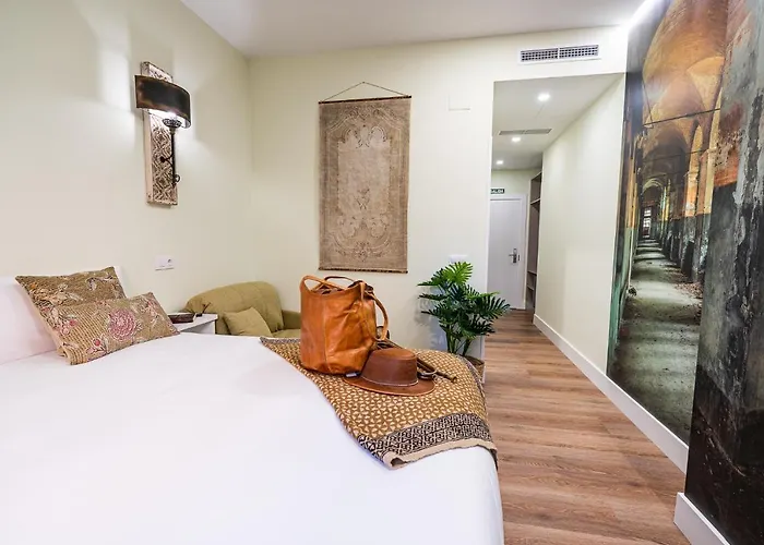 Center Acebedos בית הארחה 4*